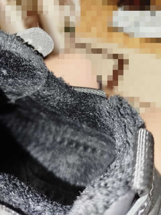 Жіночі зимові кросівки