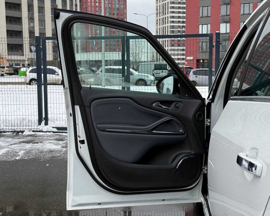 Opel Zafira Tourer OPC-line