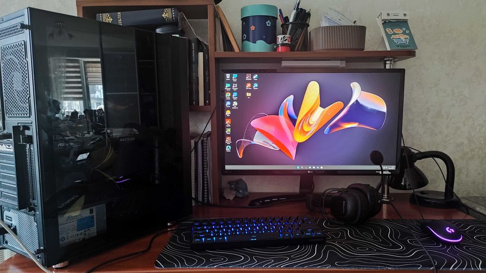 Ідеальний стан, коробки. RX 6600, R5 5600.