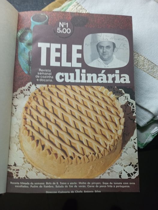 Livro antigo de receitas Teleculinaria do Chefe siva