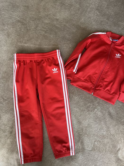 Спортивный костюм adidas оригинал 3-4 года идеал