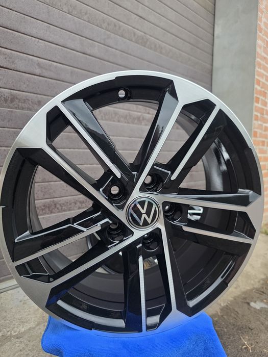 Диски 5/112r17  VW Audi Skoda Seat  як нові