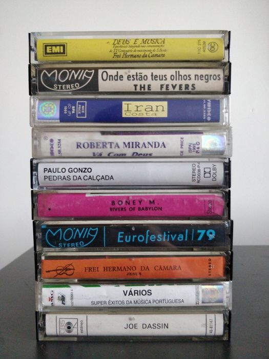 Cassetes música Joe Dassin, The Fevers, Paulo Gonzo, Ana Malhoa