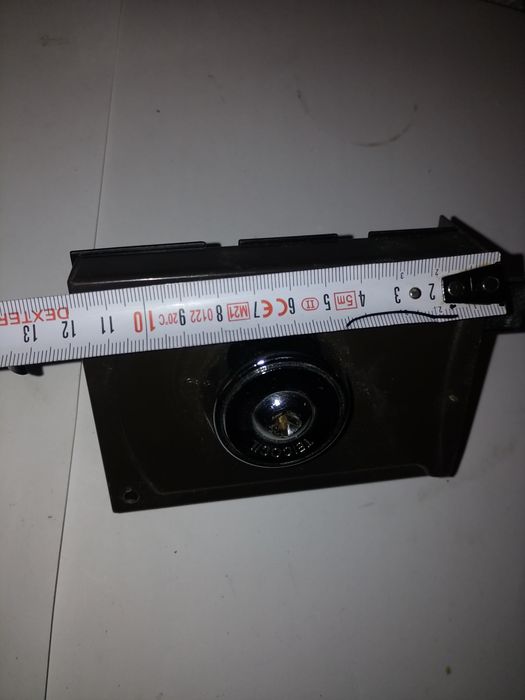 Fechadura NOVA  com 3 chaves 12 CM