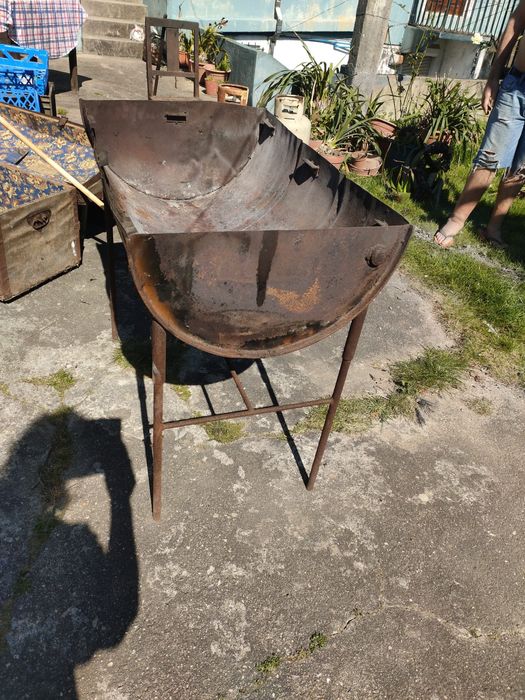 Fogareiro grande para churrasco