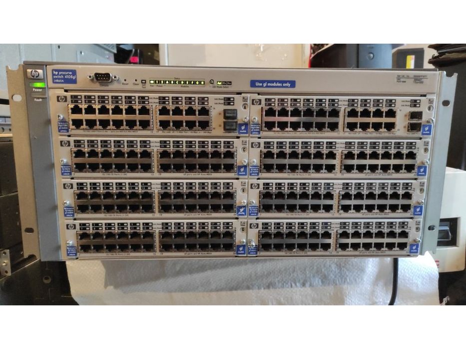 Комутатор HP procurve switch 4108gl J4865A 72