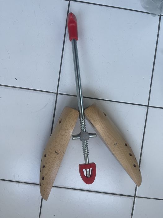 Alargador de sapatos novo