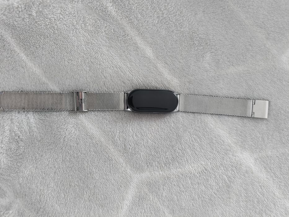 Продам xiaomi мі band 9