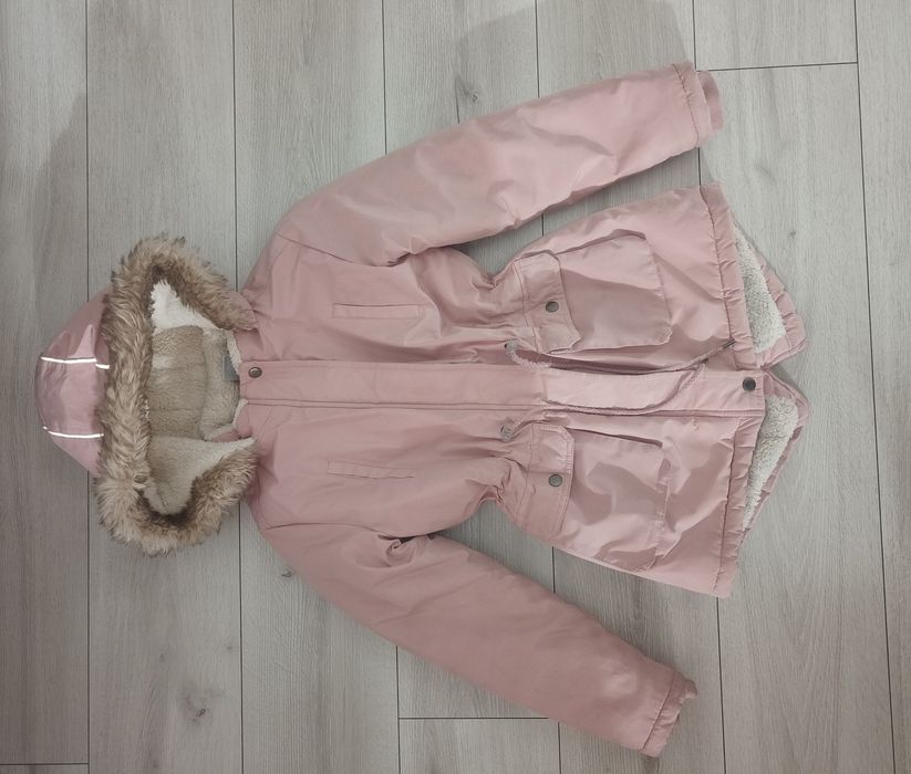 Kurtka zimowa dla dziewczynki rozm. 134 bardzo ciepła