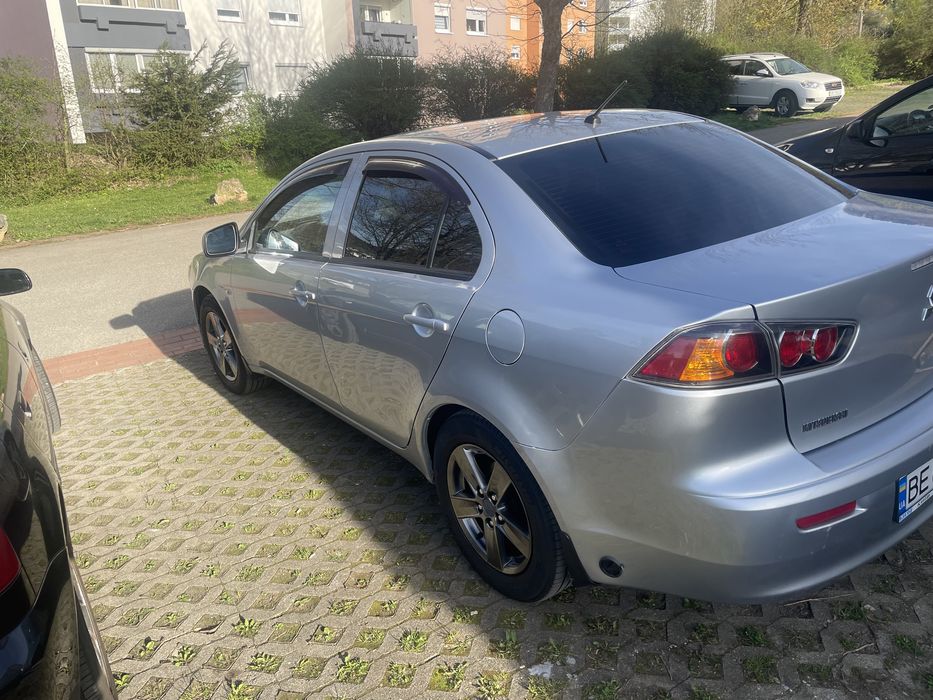 Mitsubishi Lancer 10