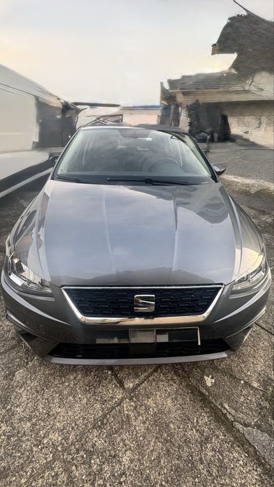 Seat Ibiza 1.0 Cinza Metalizado