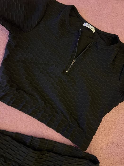 Komplet legginsy plus krótsza bluzeczka