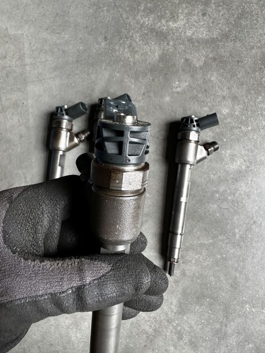 Форсунки ОМ651 w447 V class  2.2 116 форсунка CDI