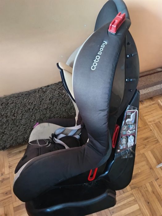 Fotelik samochodowy dziecięcy