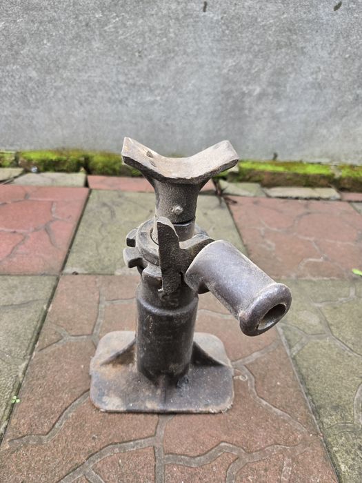 Домкрат УАЗ, 2 т