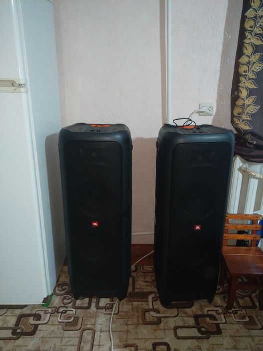 Мобільний Dj сетап дві JBL partibox 1000