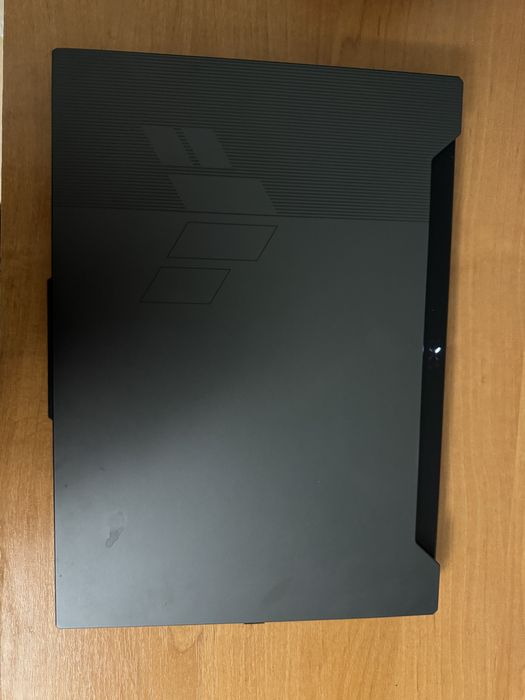 Продам ігровий ноутбук асус Tuf Gaming f15