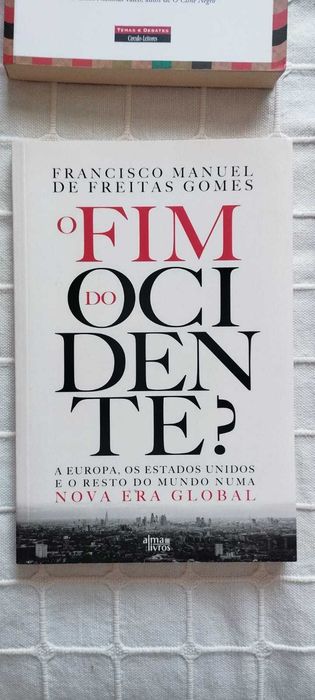 VÁRIOS Livros à venda