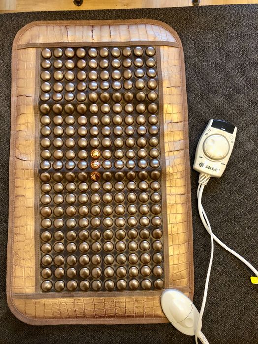 Nuga Best mata grzejąca turmalin