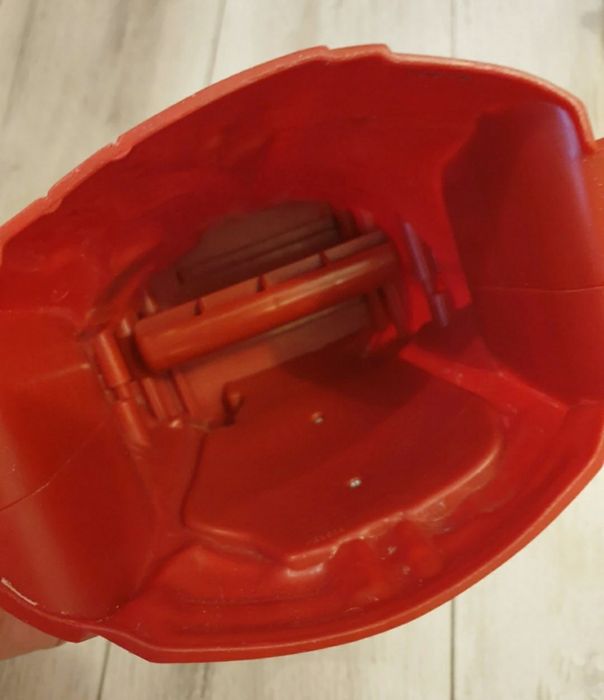 Rękawica Thanos z dźwiękiem