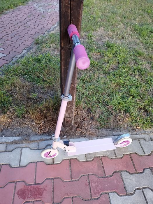 Hulajnoga dla dziewczynki