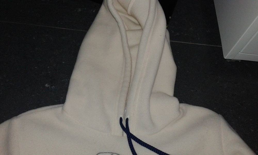 Camisola Sweat Polar 6 Anos Pelo c/ Capuz - Nova