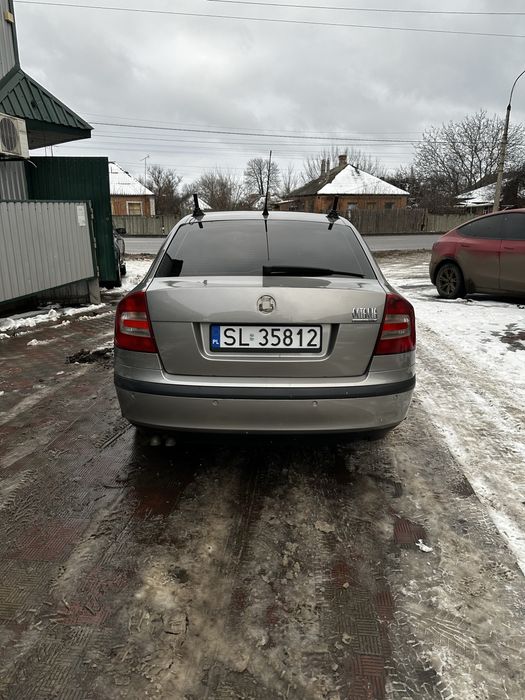 Продам Шкоду 1,9