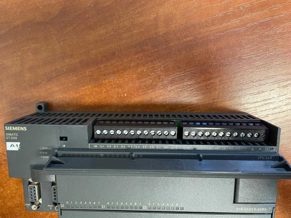 Sterownik SIEMENS S7-200 CPU 226 (6ES7 216-2AD23-0XB0)