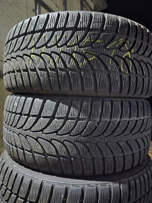 225/45R18 Bridgestone Blizzak lm-32