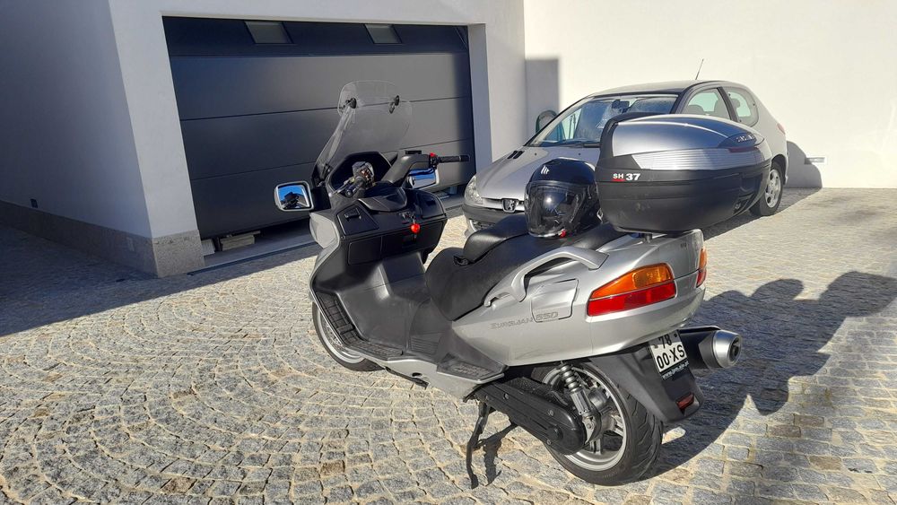 Suzuki Burgman 650 (55cv) de 2004 excelente estado