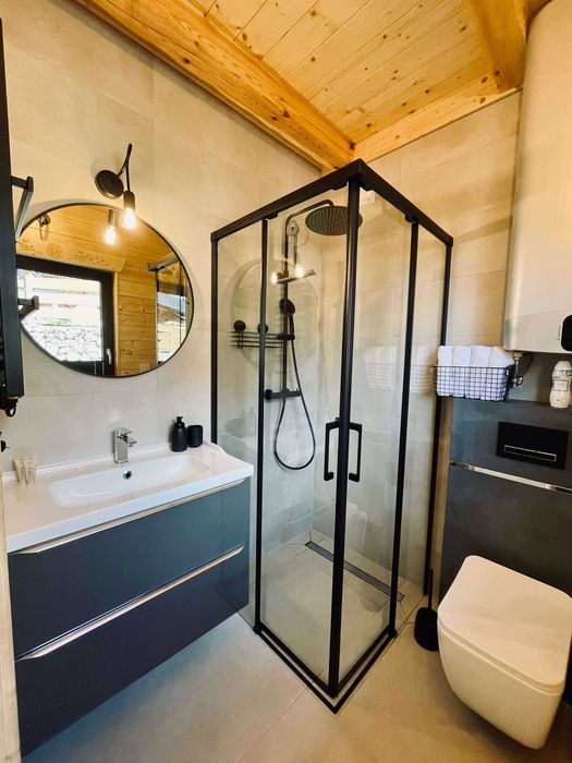 Domek w górach jezioro z prywatną balią jacuzzi ferie kominek