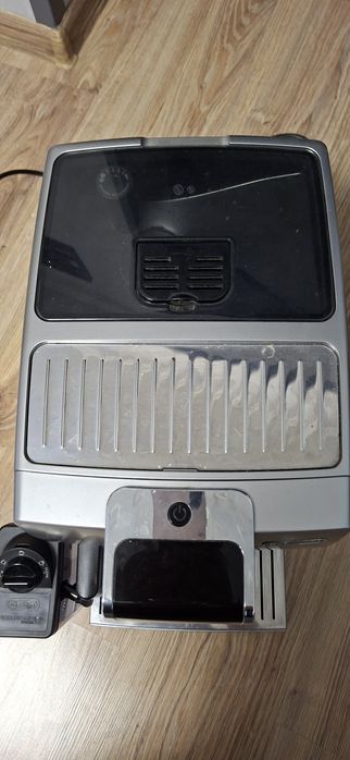 Ekspres do kawy DeLonghi