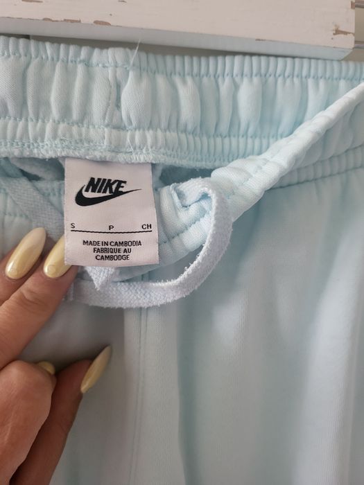Dresy Nike spodnie i bluza