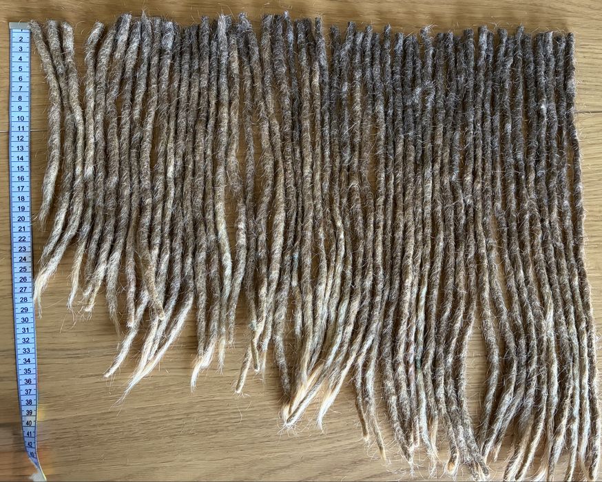 WYJĄTKOWO PIĘKNE Naturalne bardzo zadbane dready OKAZJA!