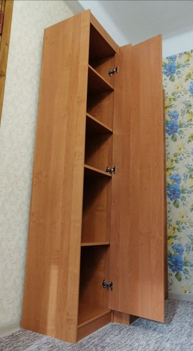 Закритий шкаф-пенал (стелаж). ДСП Польша. Стан ідеальний! Самовивіз