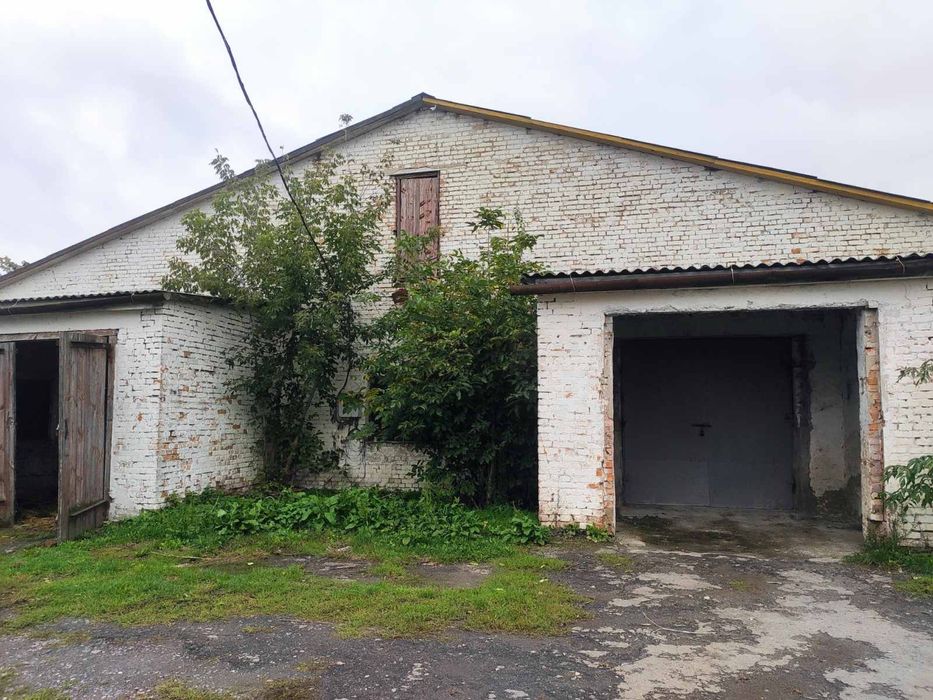 Продам приміщення (ферма)