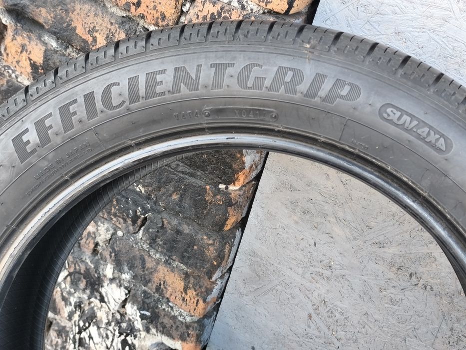 225/55R19 99V Goodyear Efficientgrip SUV