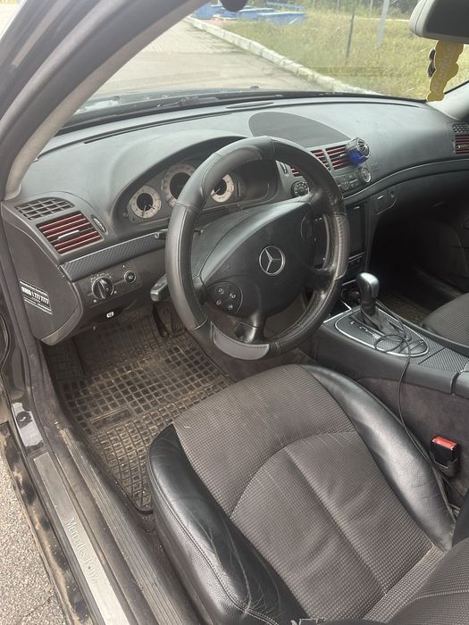Mercedes Benz W211 E220 CDI