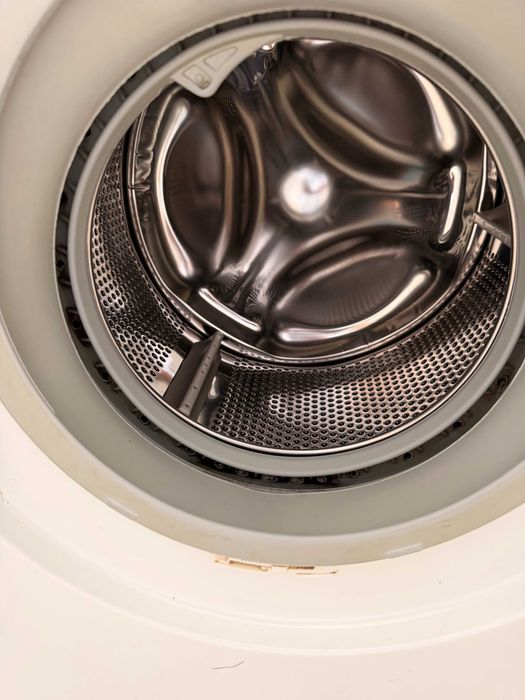 Máquina de Lavar Roupa Zanussi 7kg 1200rpm