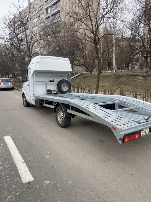 Евакуатор Київ. Эвакуатор Киев. Услуги эвакуатора Послуги евакуатора.