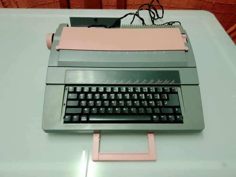 Máquina de escrever FACIT T 120 ótimo estado