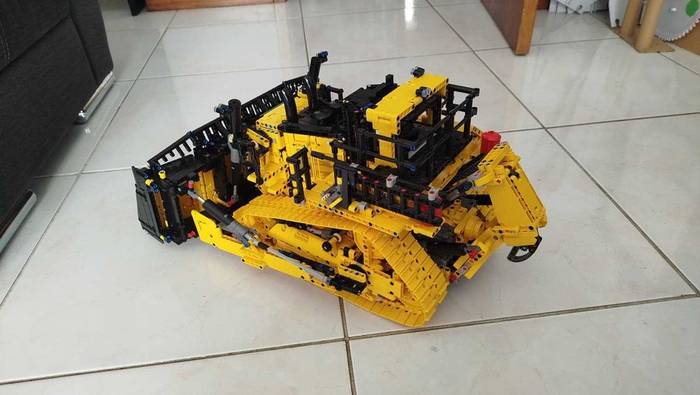 LEGO Bulldozer d11 código 42131 com caixa e instruções