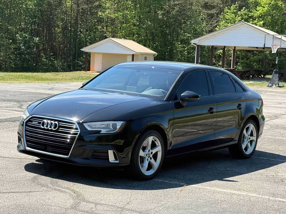 Audi A3 quattro Premium 45 TFSI      2019
