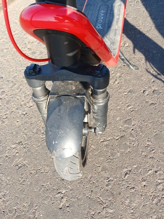 Електросамокат Proove Model Urban App 450W