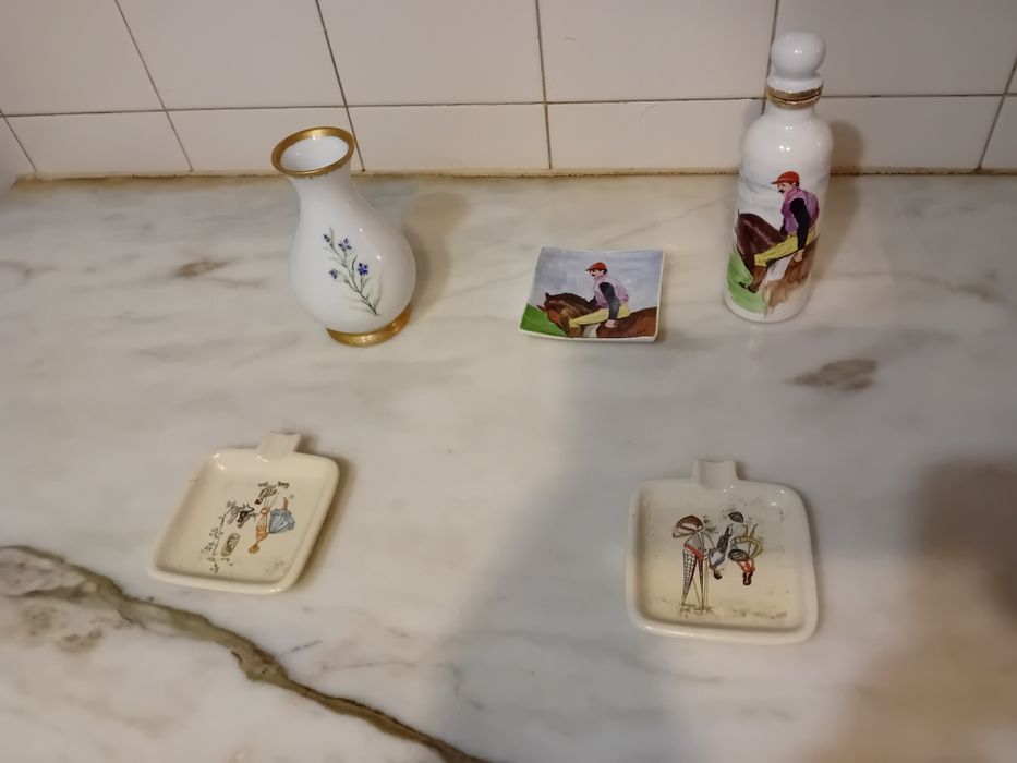 Conjunto de Peças em Loiça Antigas