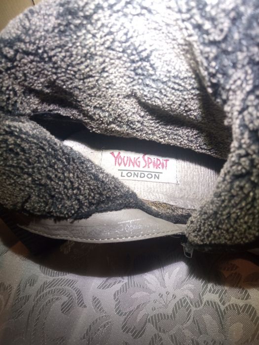 Botki, kozaczki damskie na obcasie