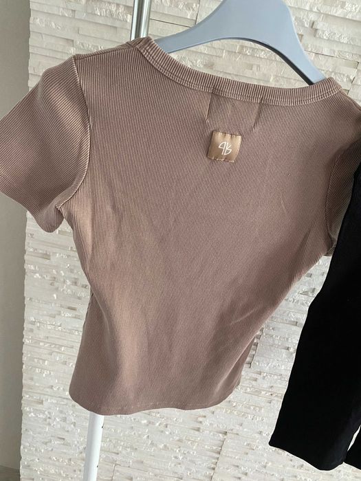 Project runway lemonada bluzka prążek beżowa z logowaniem