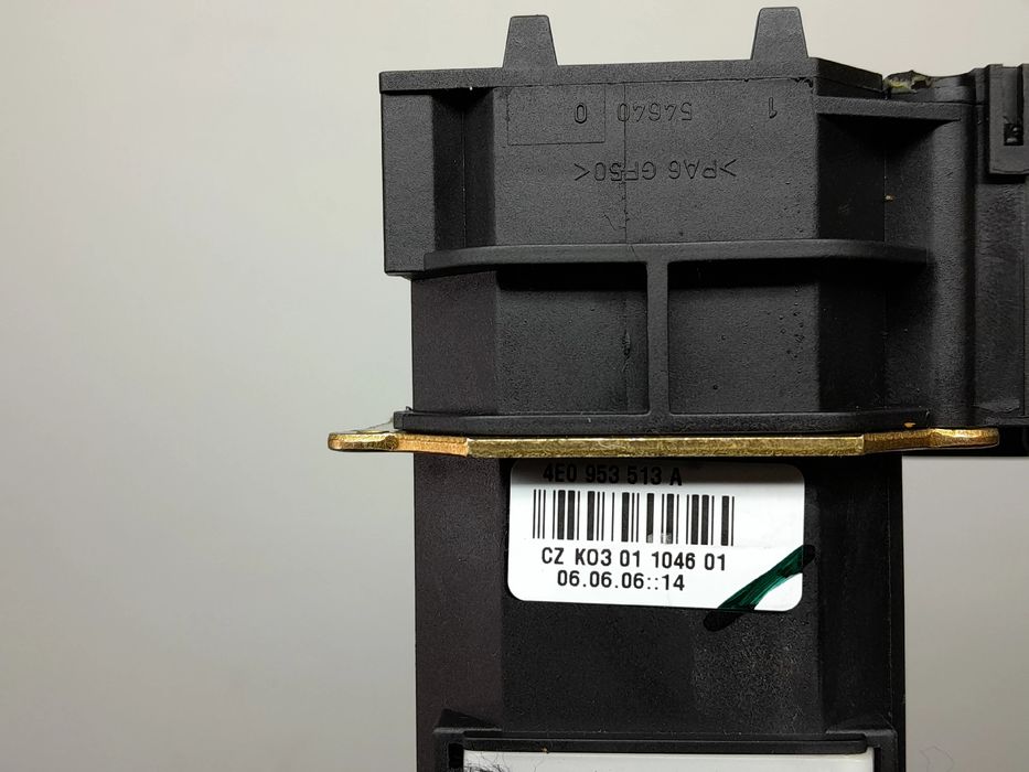 Manípulo de luzes AUDI A6 (4F2, C6)
