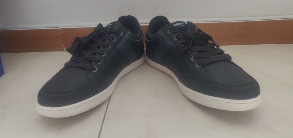 Tênis Jack & Jones (tamanho 42)