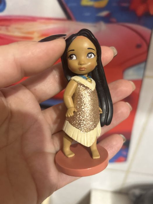 Статуетка Дисней, куколки, кроватки